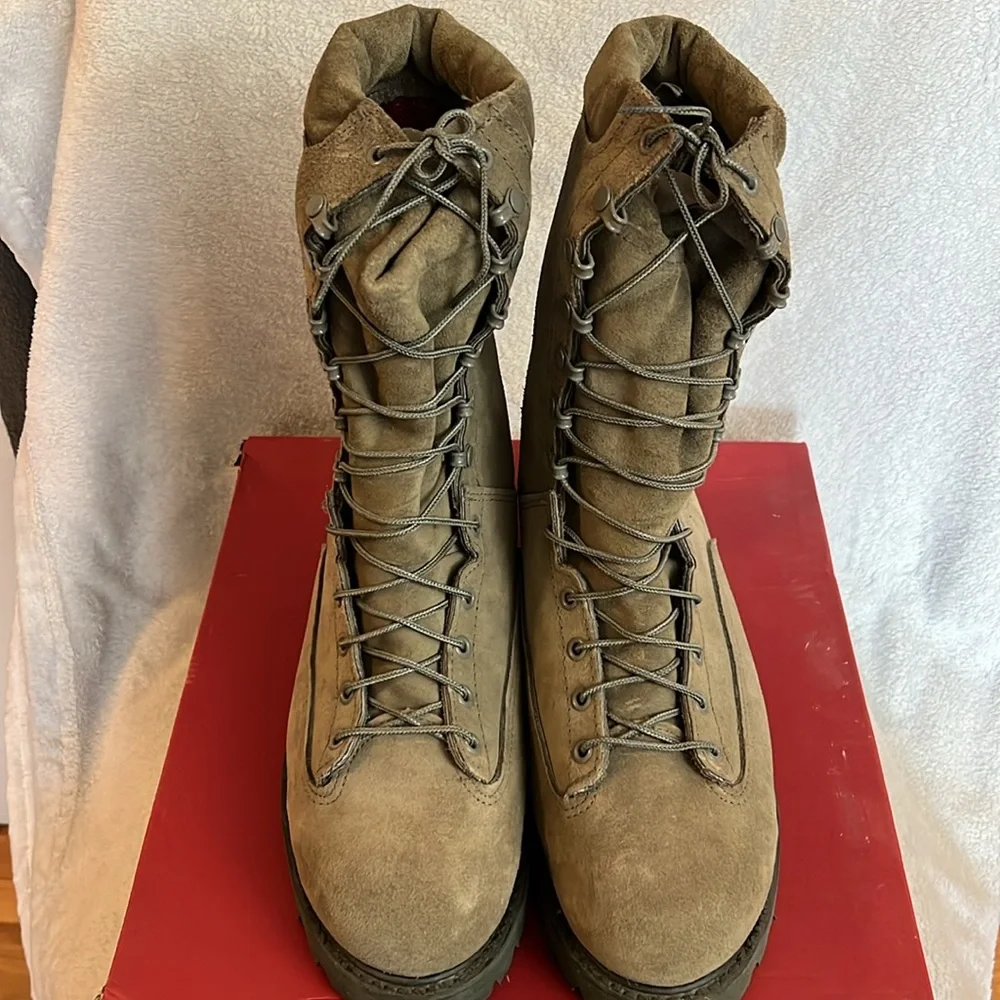 NEW MENS “MATTERHORN” Leather Tactical/Work Boots SIZE 9 WIDE Color Sage - Picture 2 of 7
